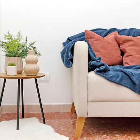 Elegante E Comodo - A Pochi Minuti Dall'aeroporto *