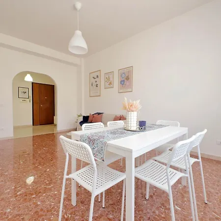 Elegante E Comodo - A Pochi Minuti Dall'aeroporto 公寓 *